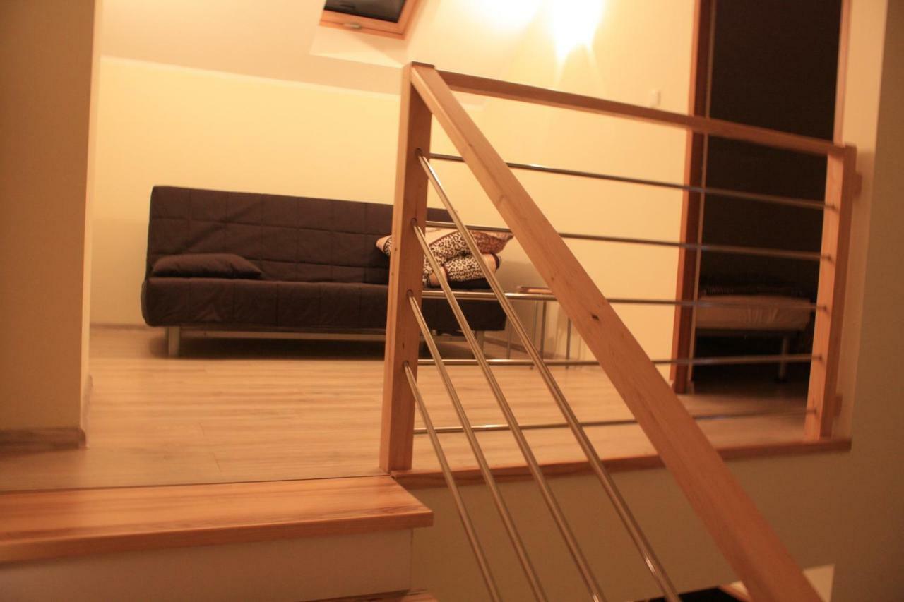 Apartamenty Przy Trakcie Cesarskim Wegierska Gorka Exteriör bild